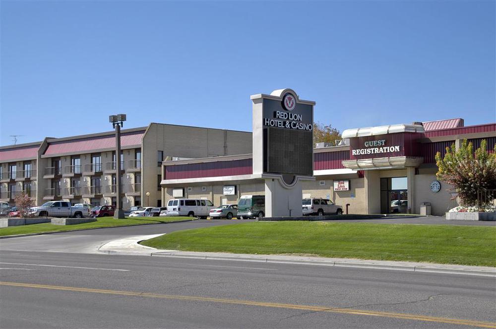 Maverick Hotel And Casino By Red Lion Hotels Elko Exterior photo